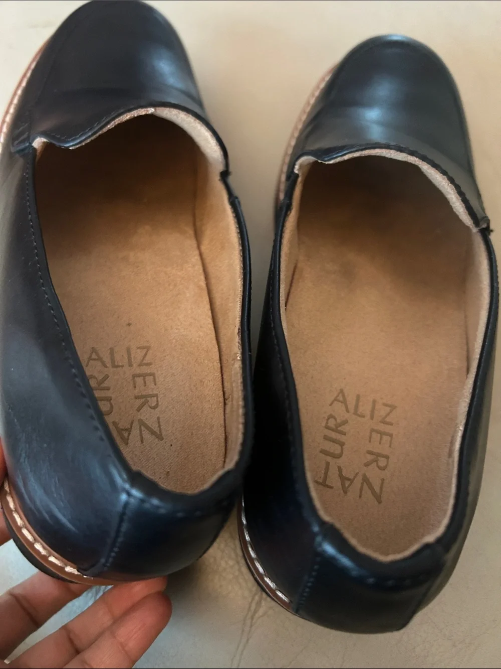 Naturalizer sleek black
